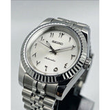 VestClassic White Textured