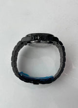 VestNaut Blacked Out
